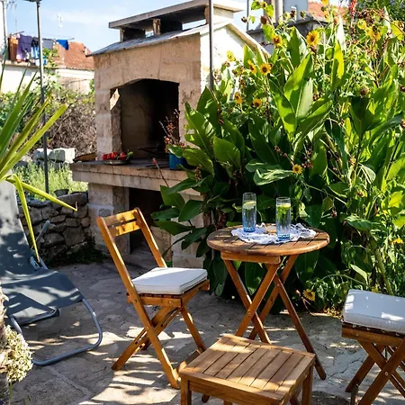 Апартаменты Stone House Harmony -studio With Patio And Garden View 2 *