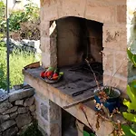 Stone House Harmony -studio With Patio And Garden View 2 דירה *