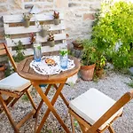 Stone House Harmony -studio With Patio And Garden View 2 דירה Zrnovo
