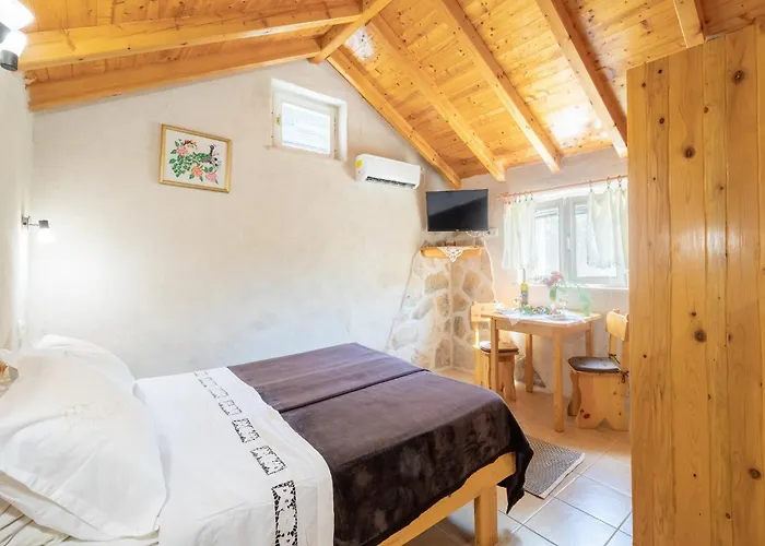 Stone House Harmony -studio With Patio And Garden View 2 Apartman