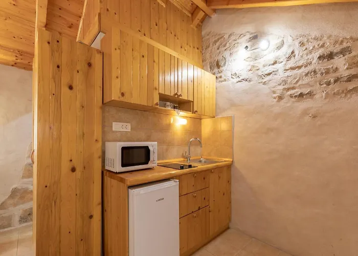 Stone House Harmony -studio With Patio And Garden View 2 Apartman *