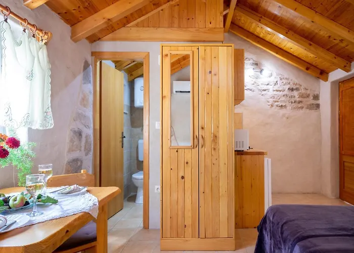 Stone House Harmony -studio With Patio And Garden View 2 Apartman Žrnovo