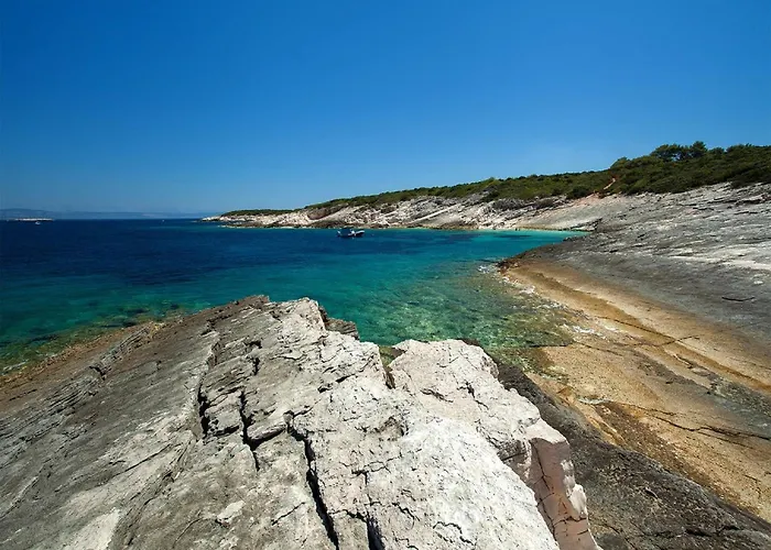 Apartman Stone House Harmony -studio With Patio And Garden View 2